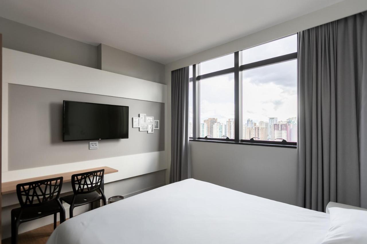 Studio Premium Batel Hsb009 Apartment กูรีตีบา ภายนอก รูปภาพ